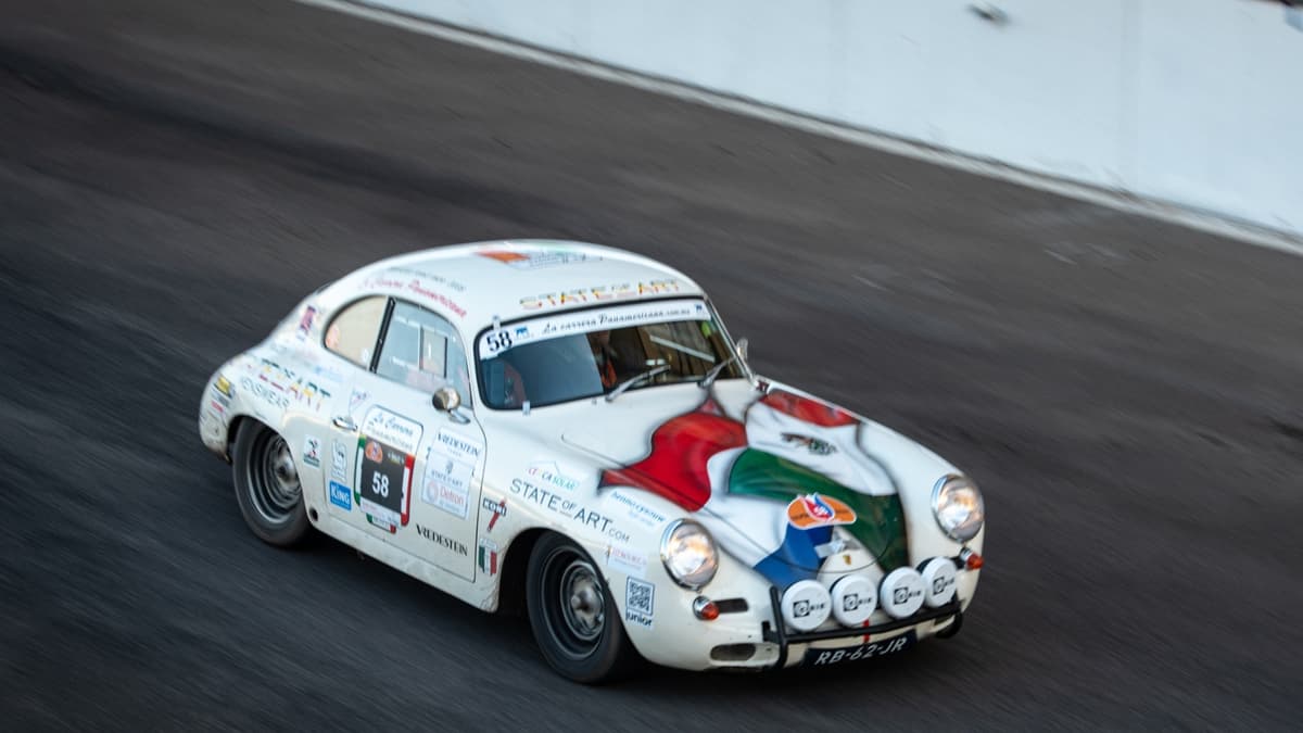 72e Tulpenrallye — Porsche 356 op het circuit