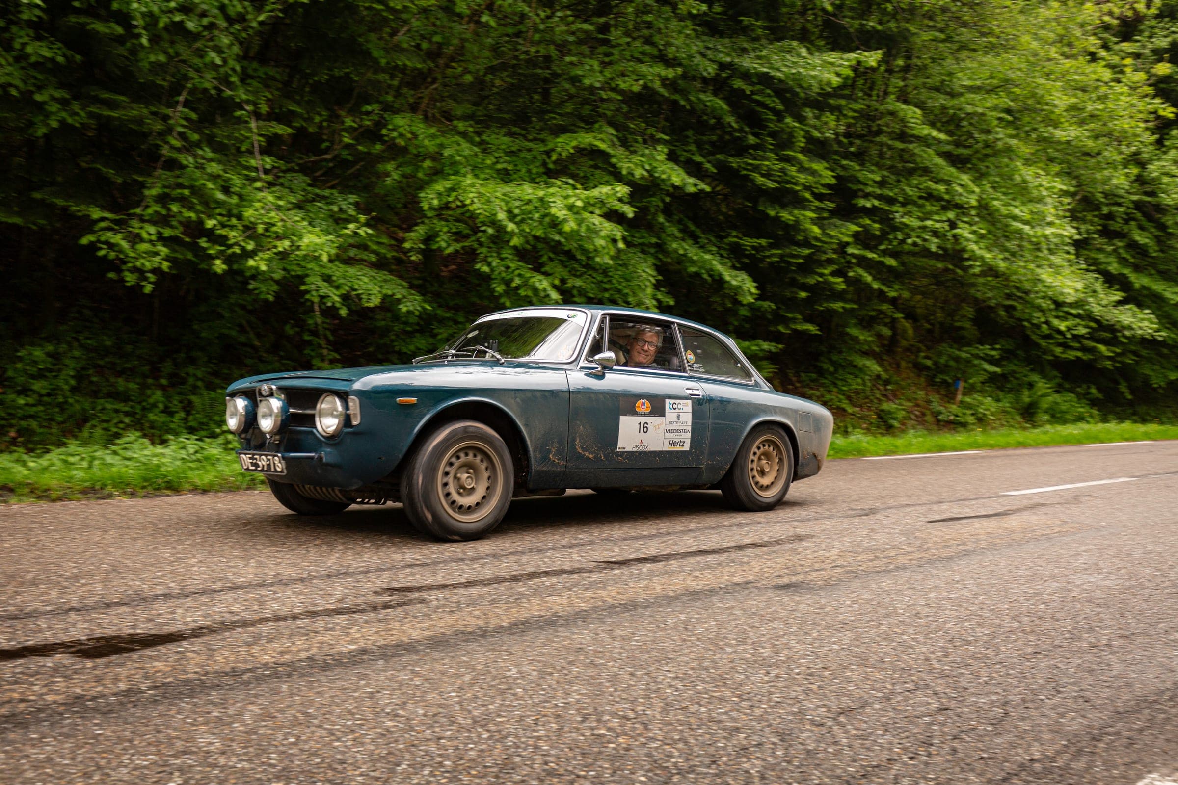 72e Tulpenrallye — Alfa Romeo Giulia GT onderweg